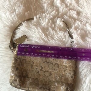 Wristlet